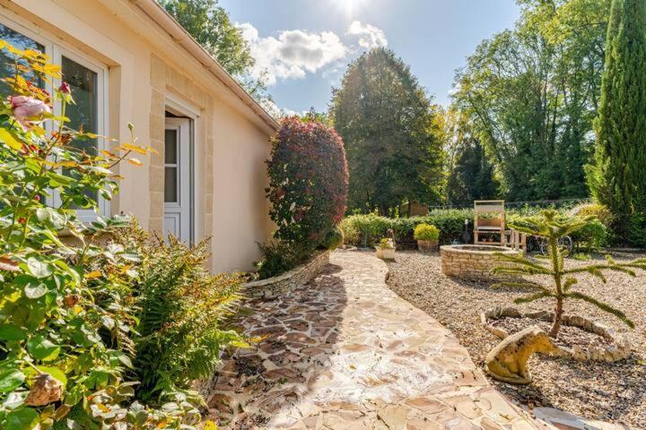 Maison Au Bout Du Chemin Гув'є Екстер'єр фото